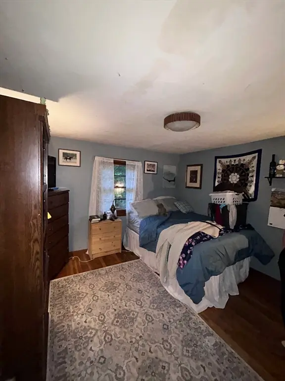 19 Linwood Dr, Wilbraham, MA 01095 - Image #2