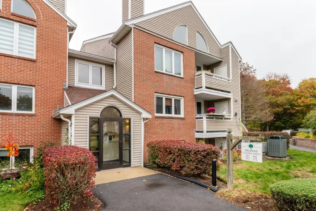 10 Chapman St #202, Weymouth, MA 02189 - Image #1