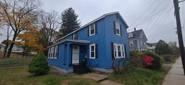 46 Pelham Street, Methuen, MA 01844