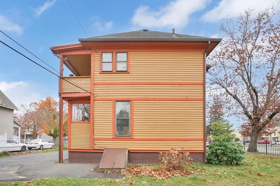 55 Florida St, Springfield, MA 01109 - Image #2