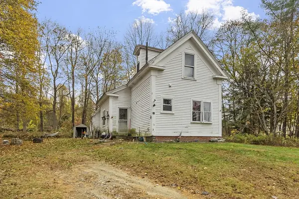 31 Kelton St, Athol, MA 01331