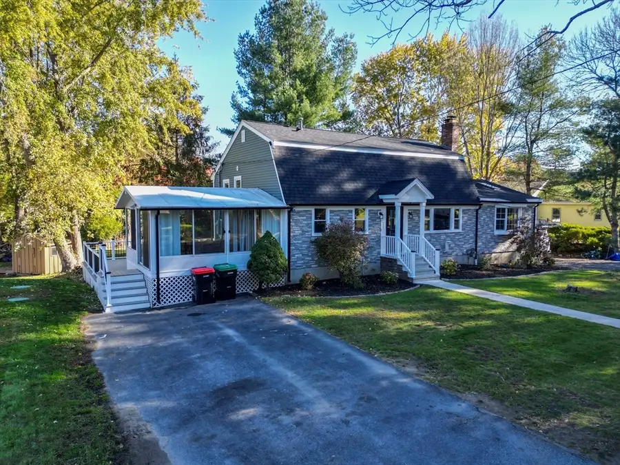 21 Roosevelt Ave, West Bridgewater, MA 02379 - Image #2