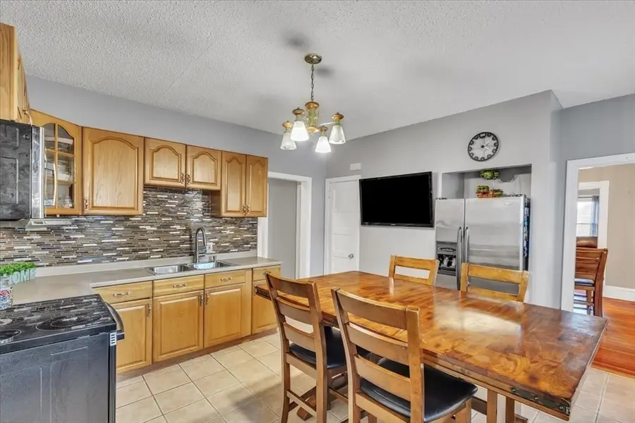 66 Howard St, Brockton, MA 02301 - Image #2