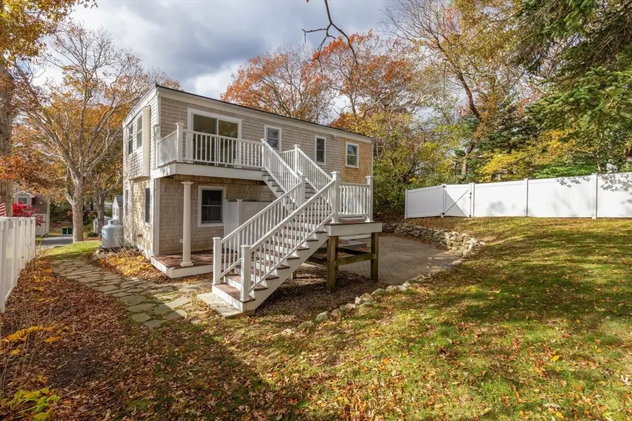7 Windsor Dr, Plymouth, MA 02360 - Image #3