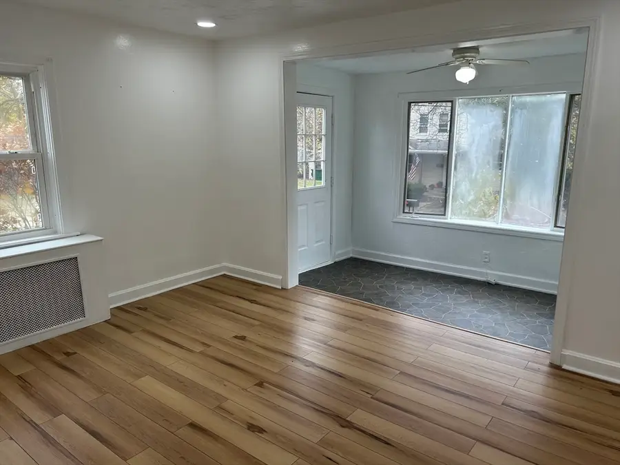 34 Hawthorne St, North Attleboro, MA 02760 - Image #2