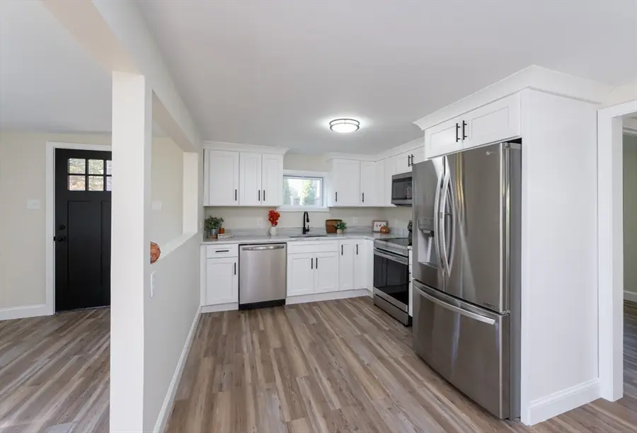 9 Everett St, Carver, MA 02330 - Image #3