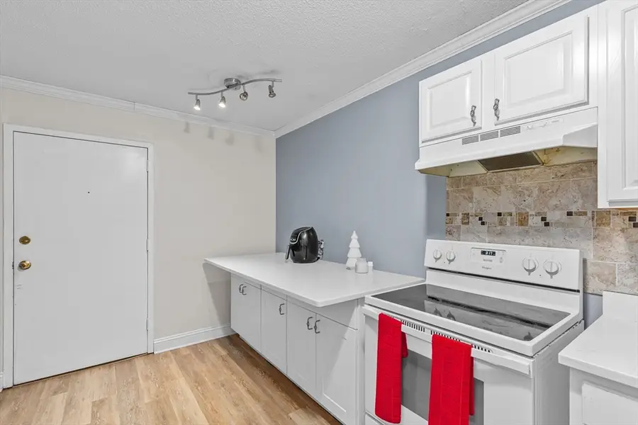 1 Chapel Hill Dr #2, Plymouth, MA 02360 - Image #3