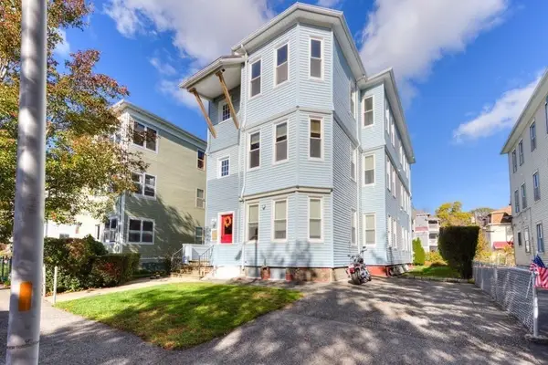32 Blossom Street, Worcester, MA 01609