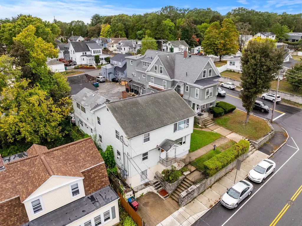 380 University Ave, Lowell, MA 01852 - Image #1
