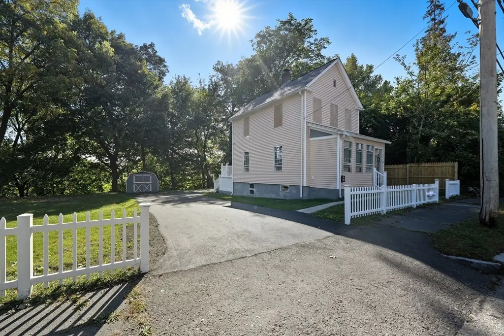 934 Main St, Holyoke, MA 01040 - Image #1