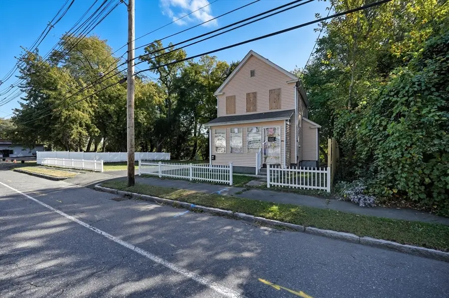 934 Main St, Holyoke, MA 01040 - Image #2