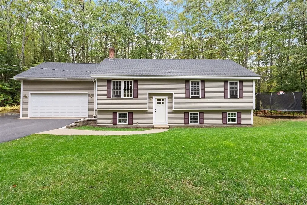 35 Hillside Dr, Winchendon, MA 01475 - Image #1