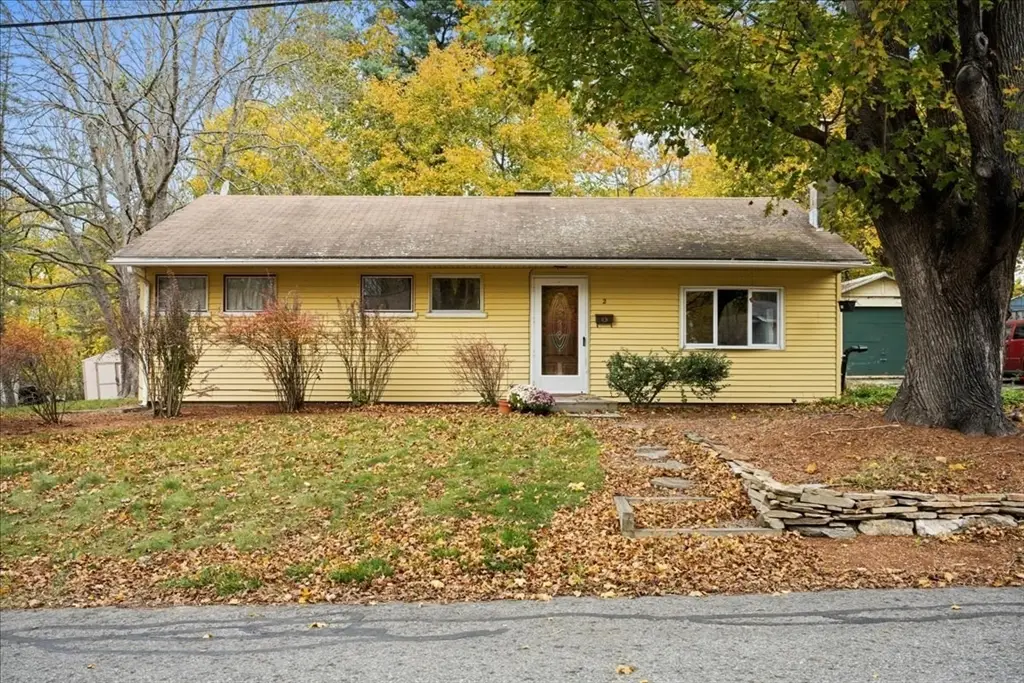 2 Sunset Ln, Spencer, MA 01562 - Image #1
