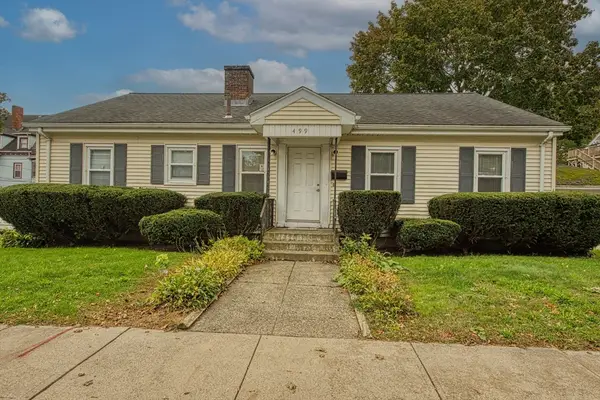 499 Maple St, Fall River, MA 02720