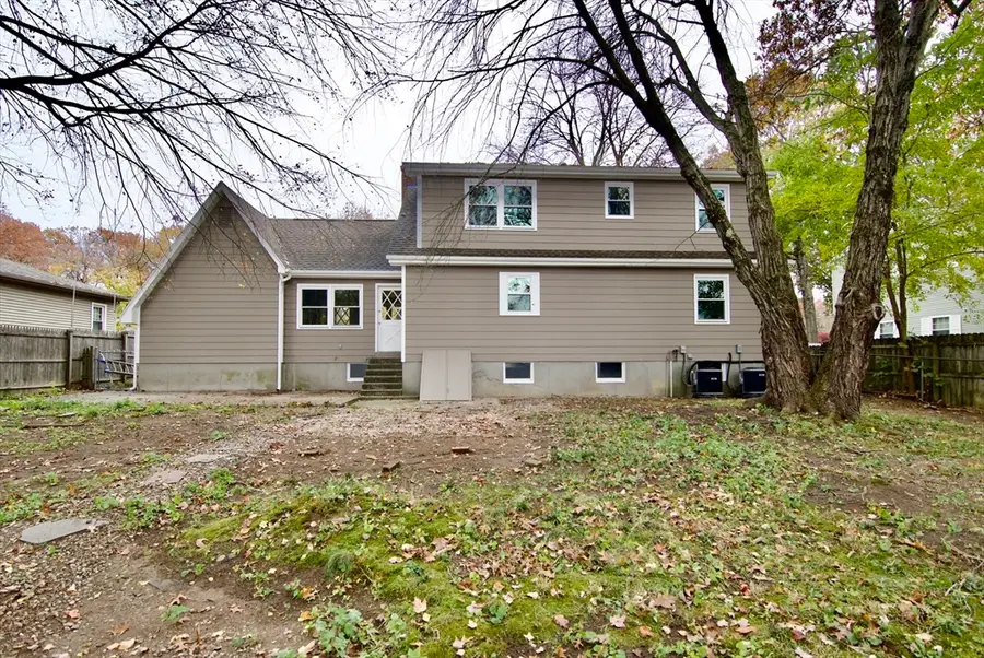 68 Sunrise Ter, Springfield, MA 01119 - Image #3