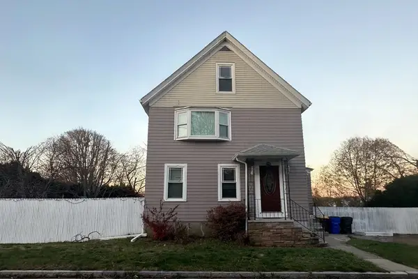 142 Norman St, Fall River, MA 02721