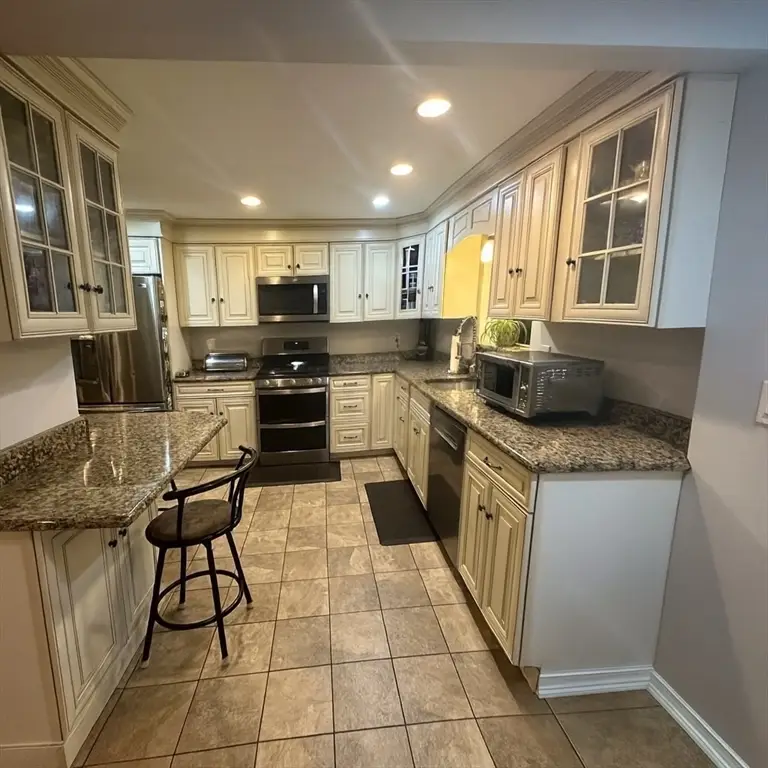 142 Norman St, Fall River, MA 02721 - Image #3