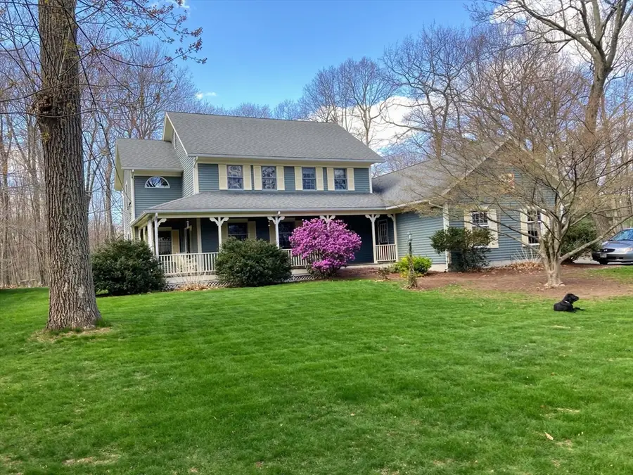 37 Oakridge Dr, Belchertown, MA 01007 - Image #2