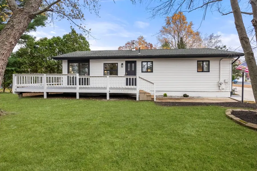 6 Henry Rd, Webster, MA 01570 - Image #2