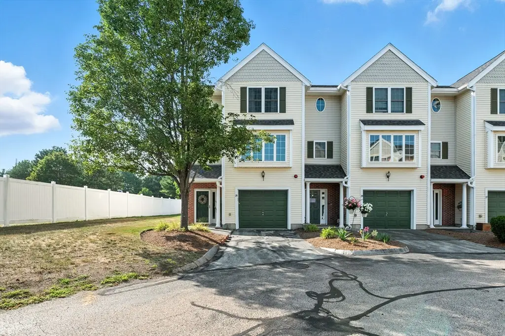 29 Groveland Commons Way #29, Groveland, MA 01834 - Image #1