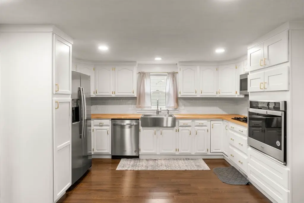 64 Bolton St, Lowell, MA 01852 - Image #1