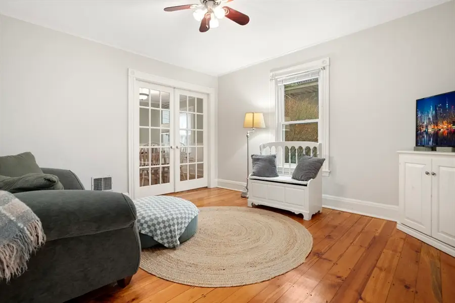 17 Cliff St, Salem, MA 01970 - Image #3