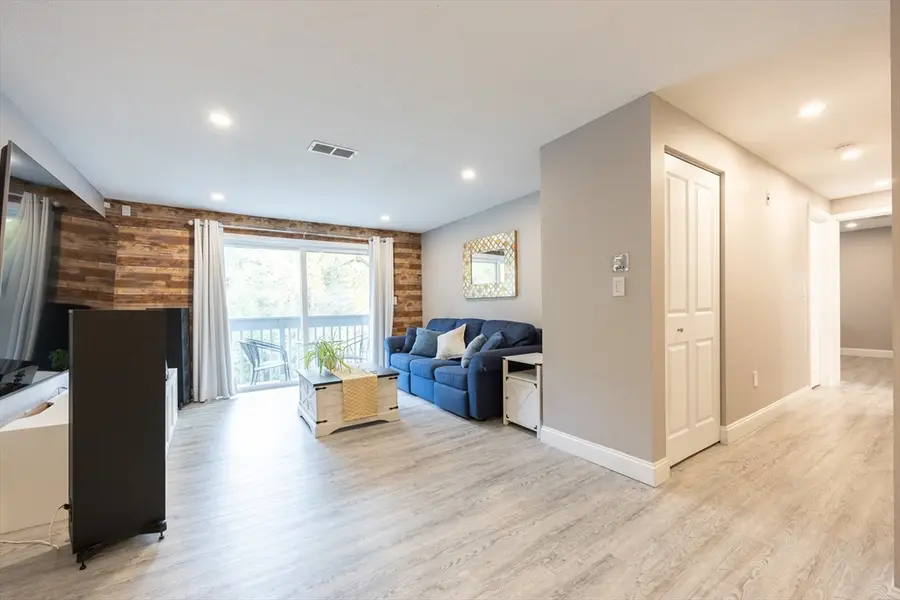 605 Franklin Crossing Rd #605, Franklin, MA 02038 - Image #3