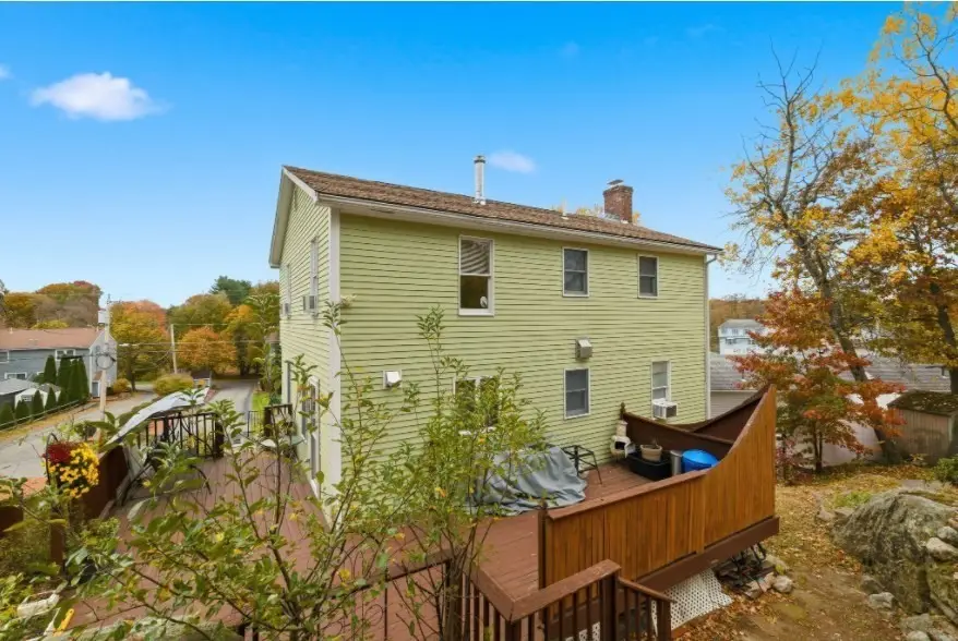22 Juniper St, Lowell, MA 01852 - Image #3