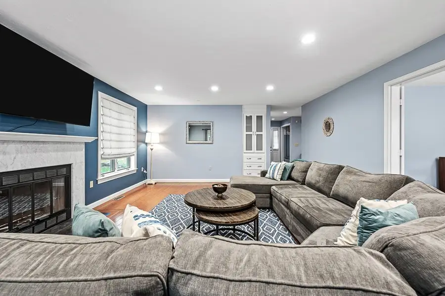 91 Jimney Dr #91, Westford, MA 01886 - Image #3