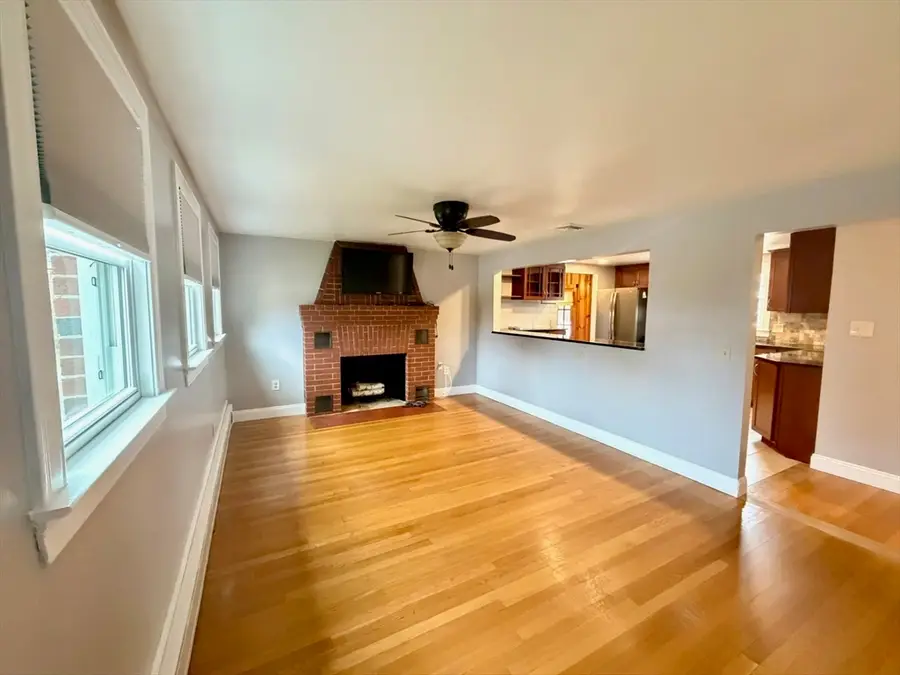 6 Vineyard Ave, Clinton, MA 01510 - Image #3