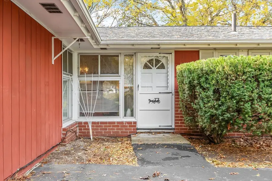 36 Brownlea Rd, Framingham, MA 01701 - Image #2