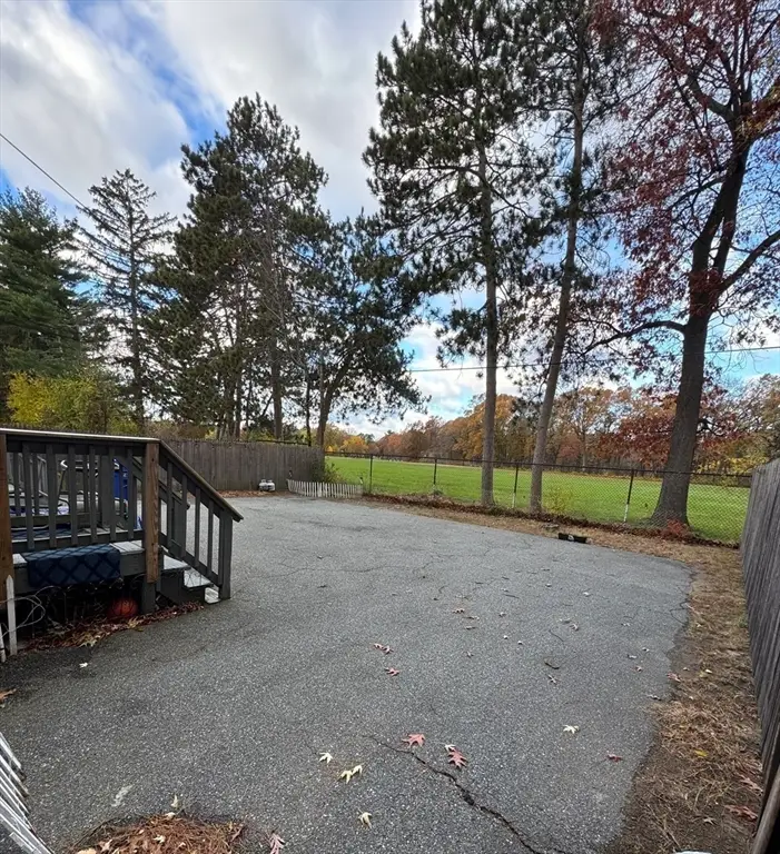 126-128 Miller St, Springfield, MA 01104 - Image #3