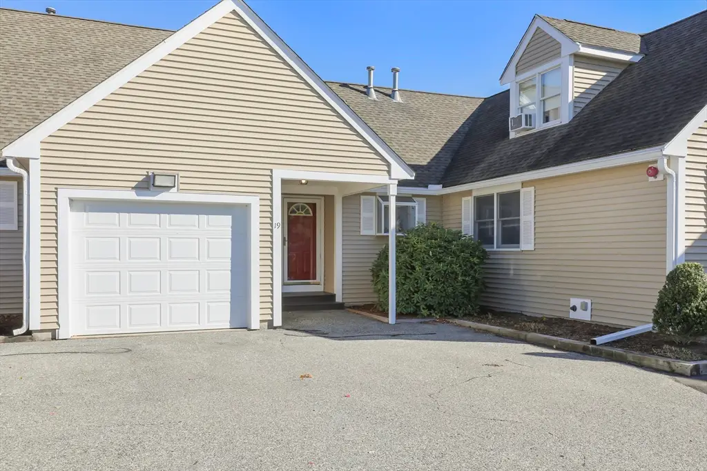 19 Precourt Lane #19, Norton, MA 02766 - Image #1