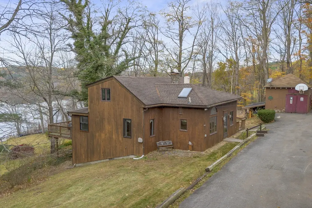 1044 Lancaster Ave, Lunenburg, MA 01462 - Image #1