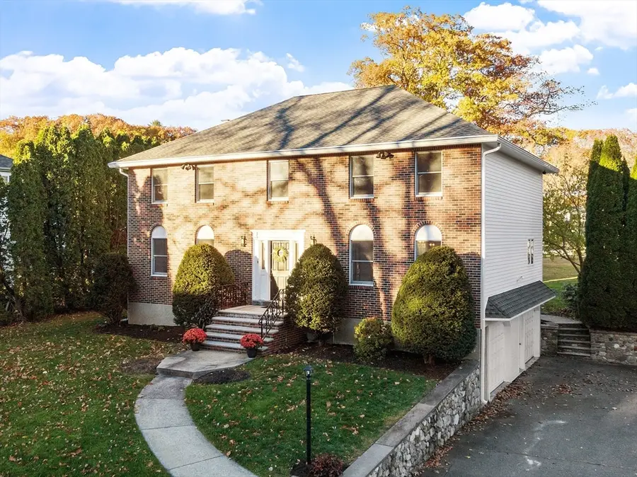 4 Alderbrook Lane, Methuen, MA 01844 - Image #2