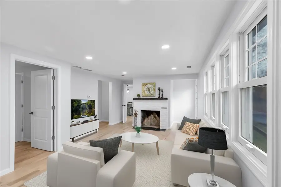 143 James St, Ludlow, MA 01056 - Image #3