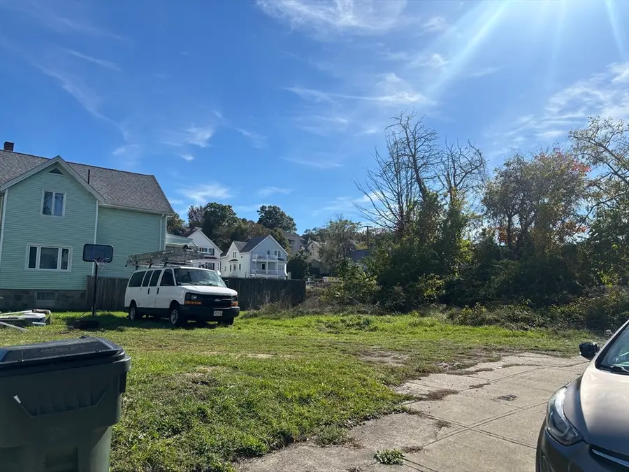 11 Dyer Street, Fall River, MA 02720 - Image #3