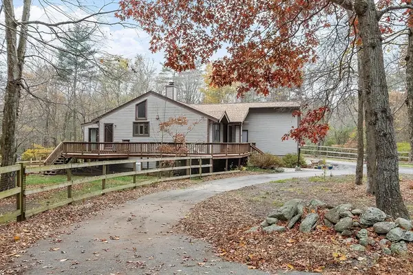 59 Seymour St, Berkley, MA 02779