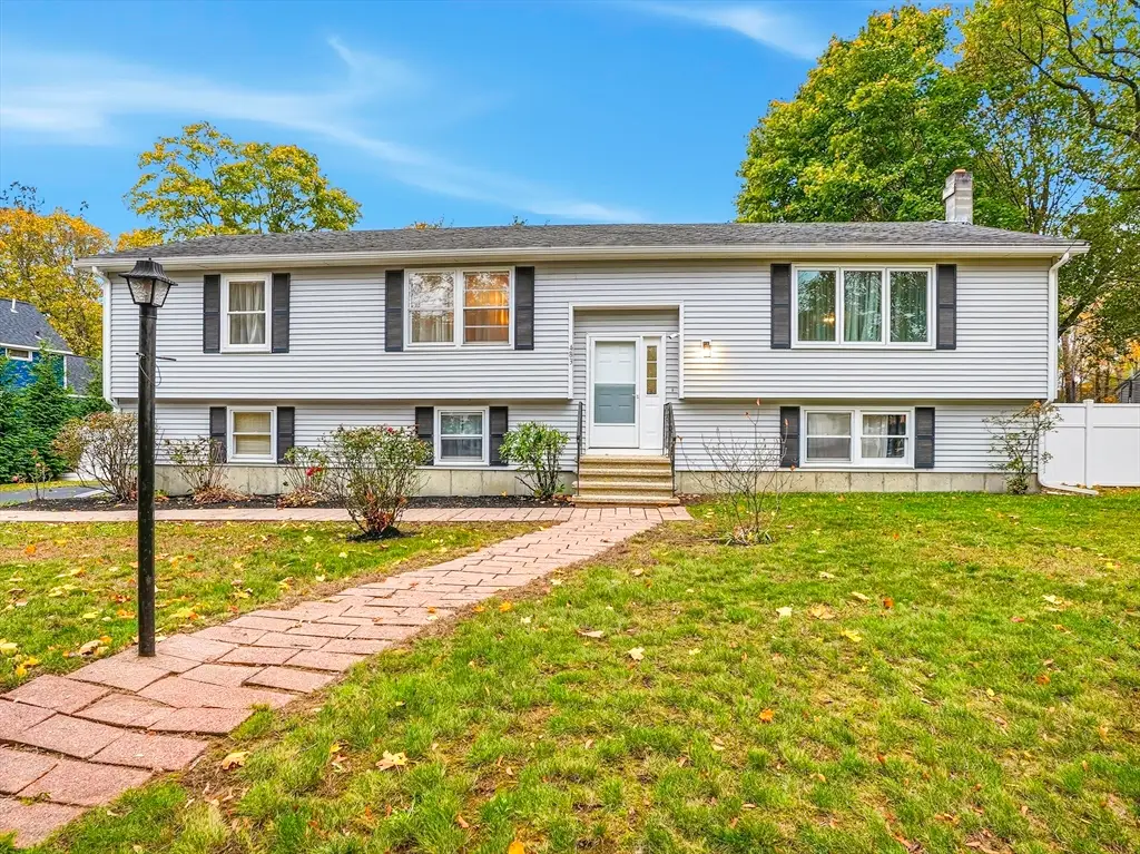 483 Park St, Stoughton, MA 02072 - Image #1