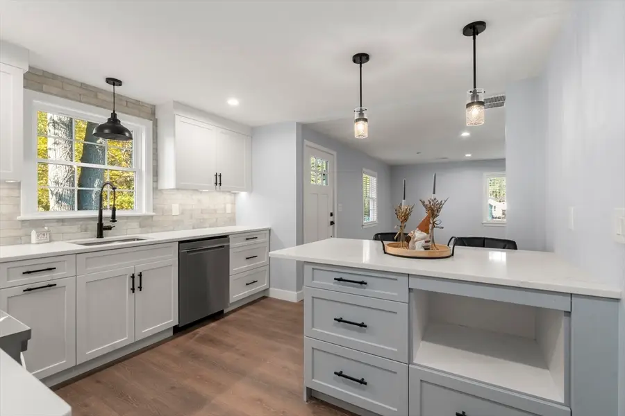 28 Sylvan Ct., Abington, MA 02351 - Image #3