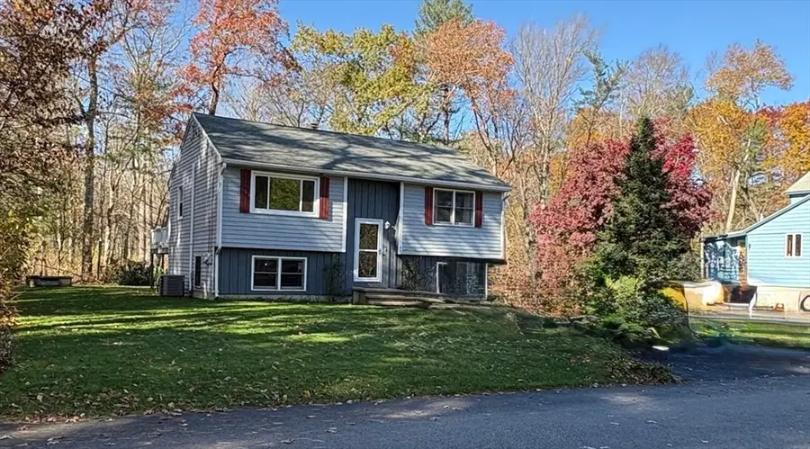 62 Faulkner Ave, Wilmington, MA 01887 - Image #2