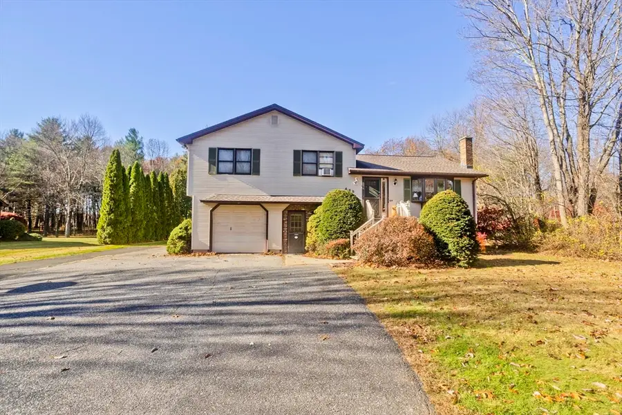 425 Miller St, Ludlow, MA 01056 - Image #2