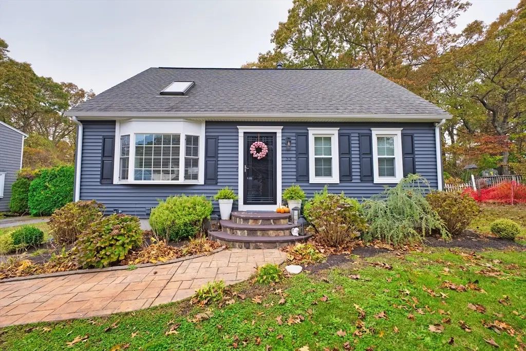 33 Rosewood Ter, Dartmouth, MA 02747 - Image #1