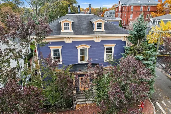 145 Federal St #3, Salem, MA 01970