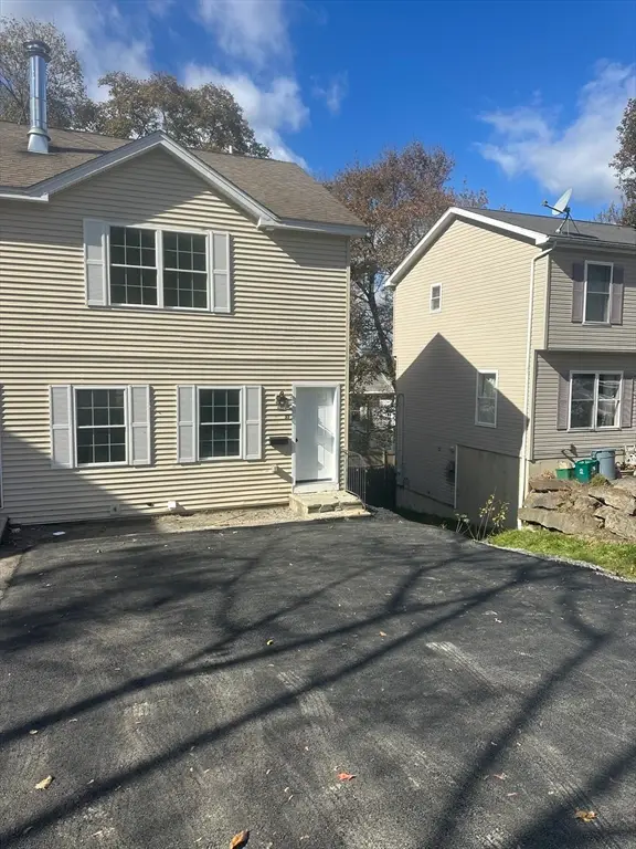 33 Denmark St #33, Worcester, MA 01605