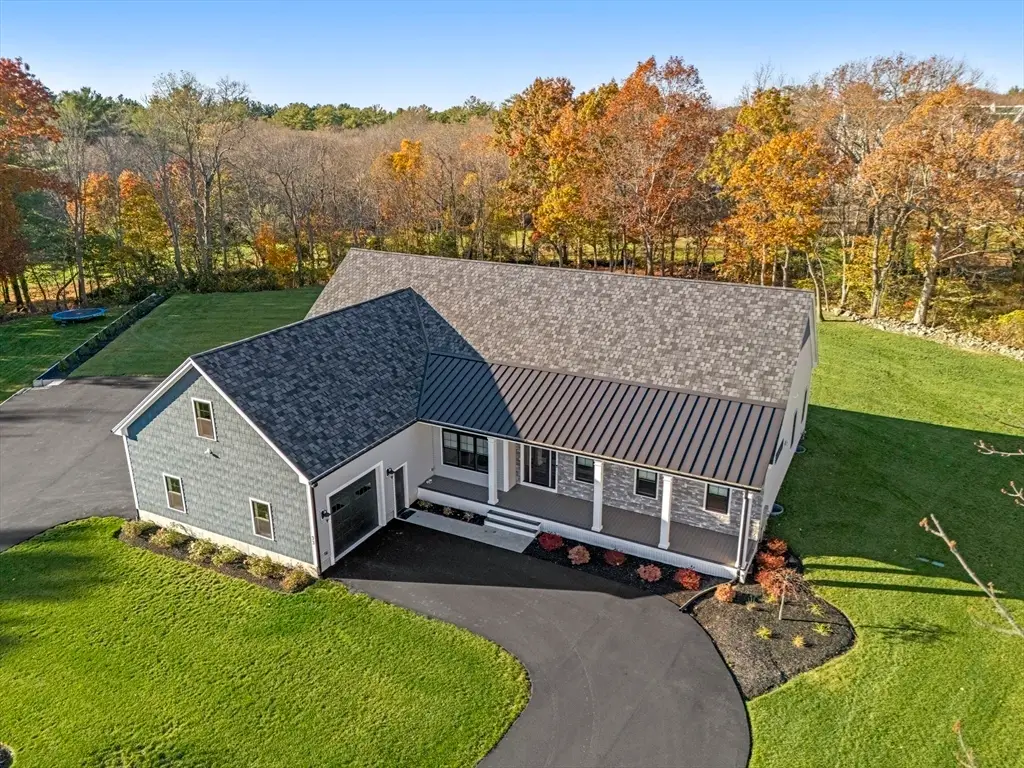 73 Raymond Ave, Raynham, MA 02767 - Image #1