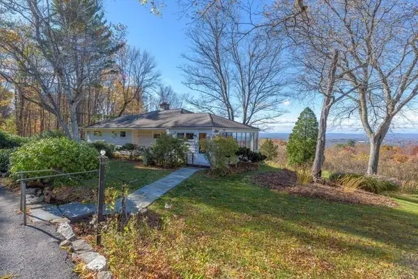 41 Arnold Rd, Pelham, MA 01002