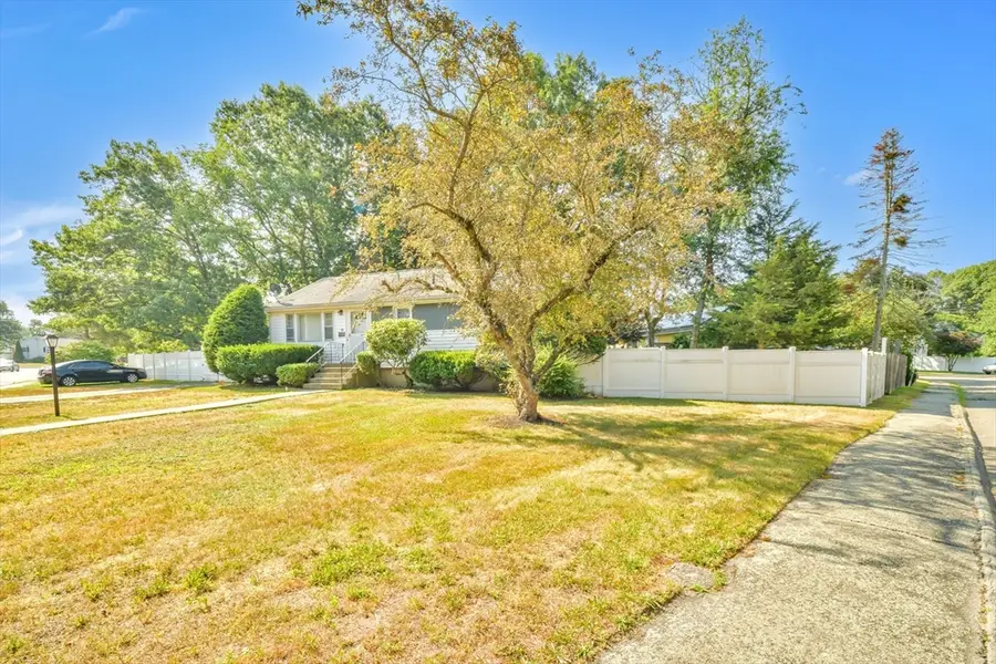 26 Knights Crescent St, Randolph, MA 02368 - Image #2