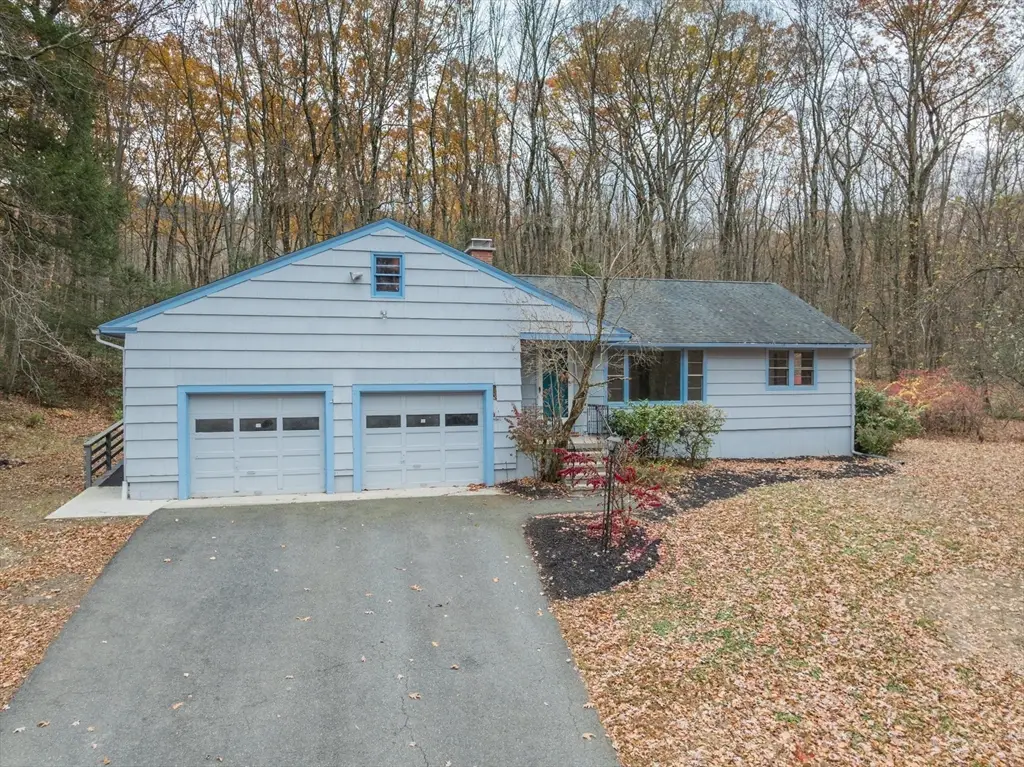 34 Hockanum Rd, Hadley, MA 01035 - Image #1