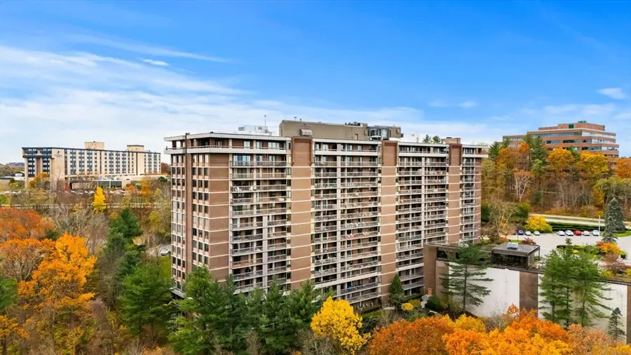 40 Village #1108, Middleton, MA 01949 - Image #2